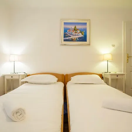 아파트 Central Apartment 두브로브니크