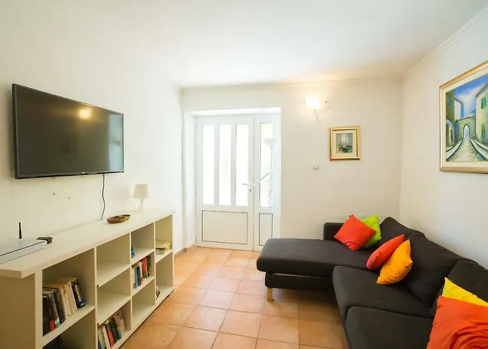 Central Apartment دوبروفينك